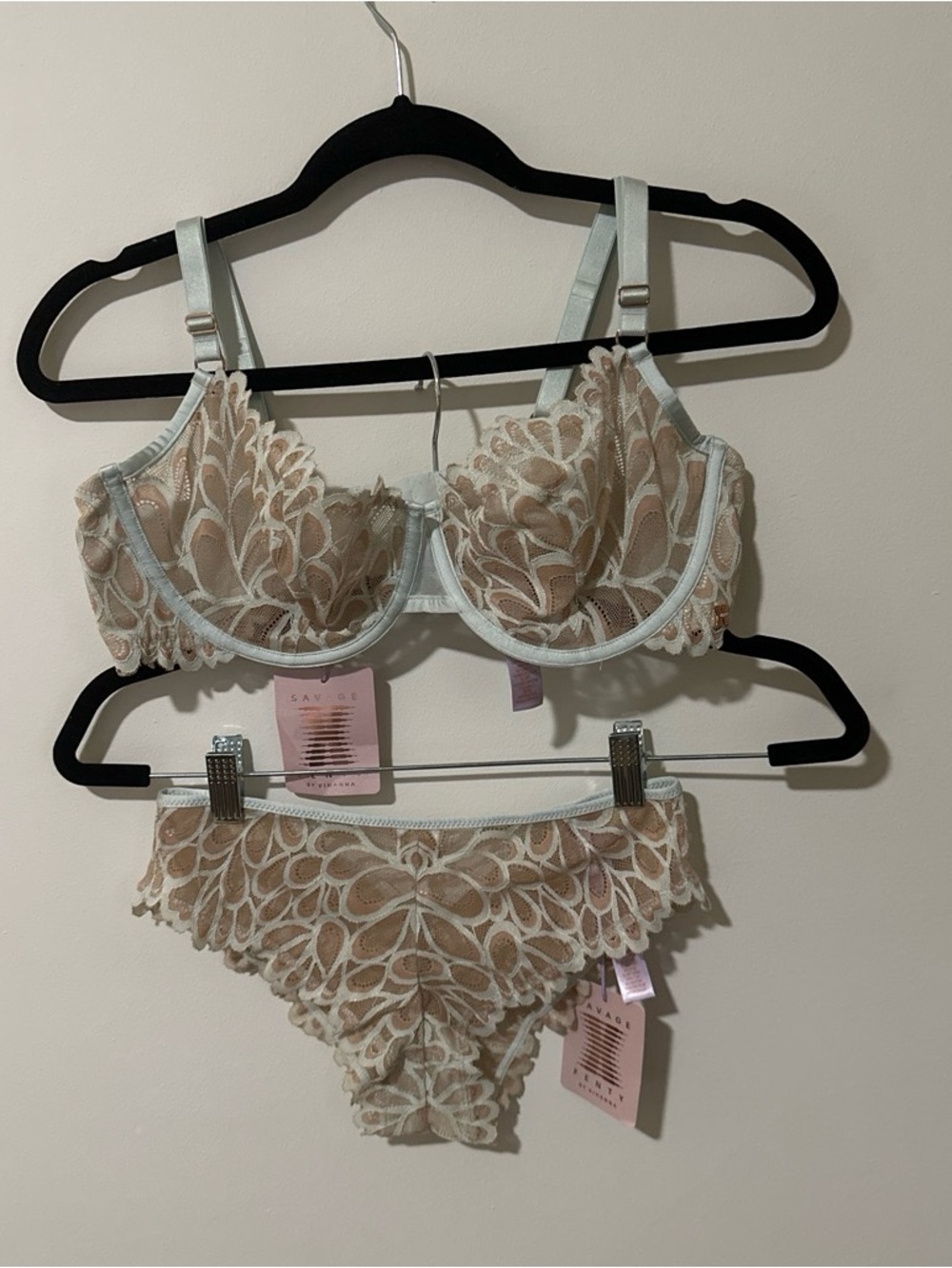 Savage X Fenty Cream Lace Bra & Brief Set with Pale Mint Trim